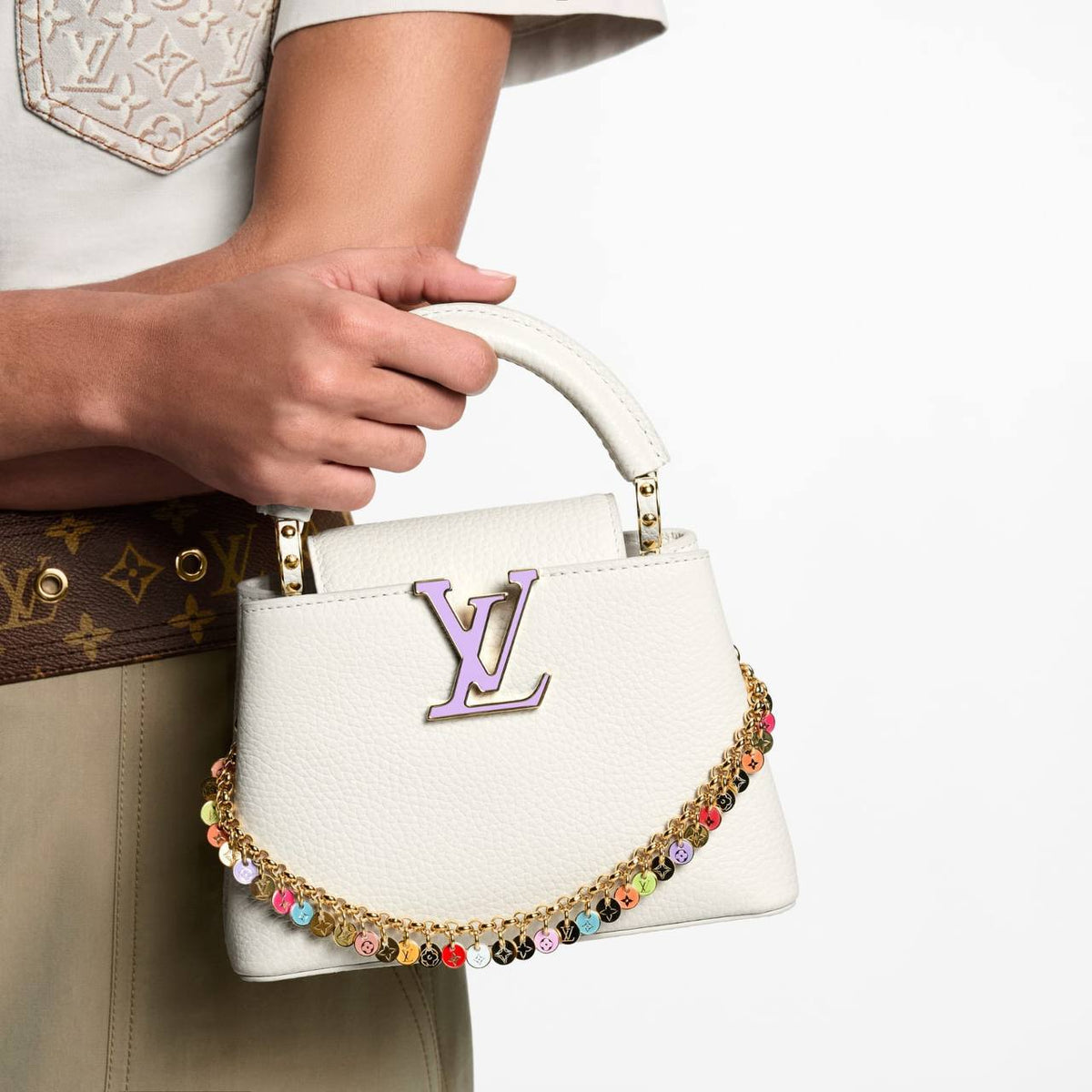 Louis vuitton white back